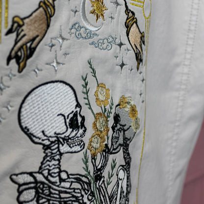 Skeleton Couple themed bride jacket in creamy leather, adding a touch of mystique to your wedding attire