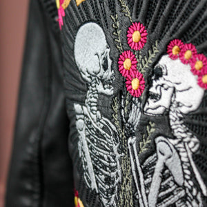Skeleton Couple - Lovers Forever